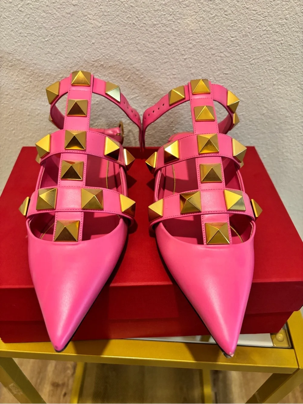 Valentino Garavani 'Roman Rockstud' Flats Pink, Size 38.5